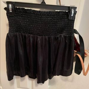 Pants Store Metallic Black Shorts